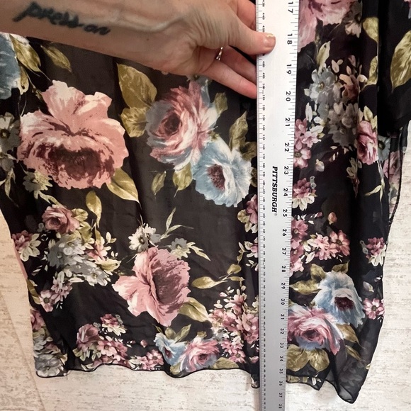 Sheer Floral Kimono Robe Sz M Made in USA Beach Cover-Up - Picture 13 of 15